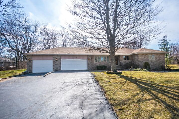 6207 W 85th Avenue  Crown Point IN 46307 photo