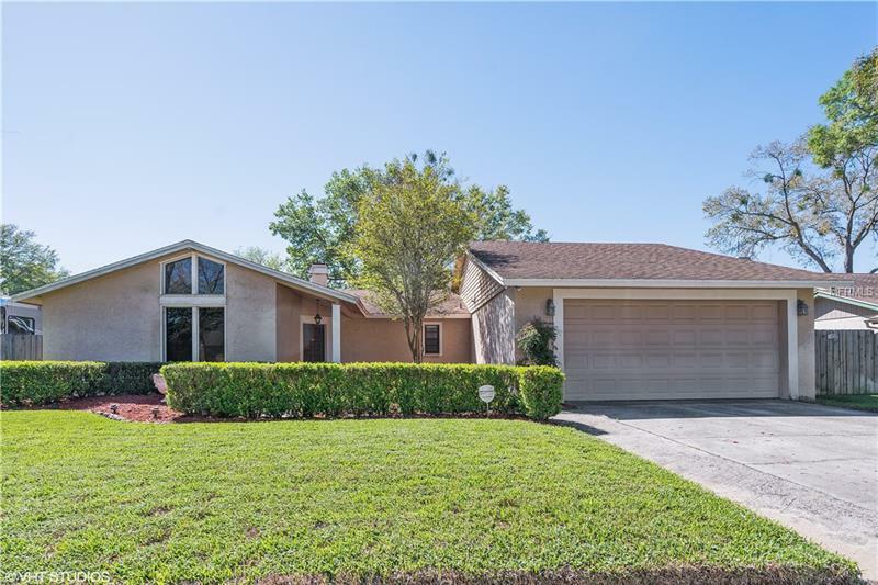Property Photo: 2311 Southern Lites Avenue FL 33549
