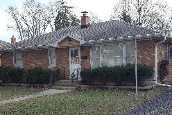 Property Photo:  1439 Willow Avenue  IL 60558 