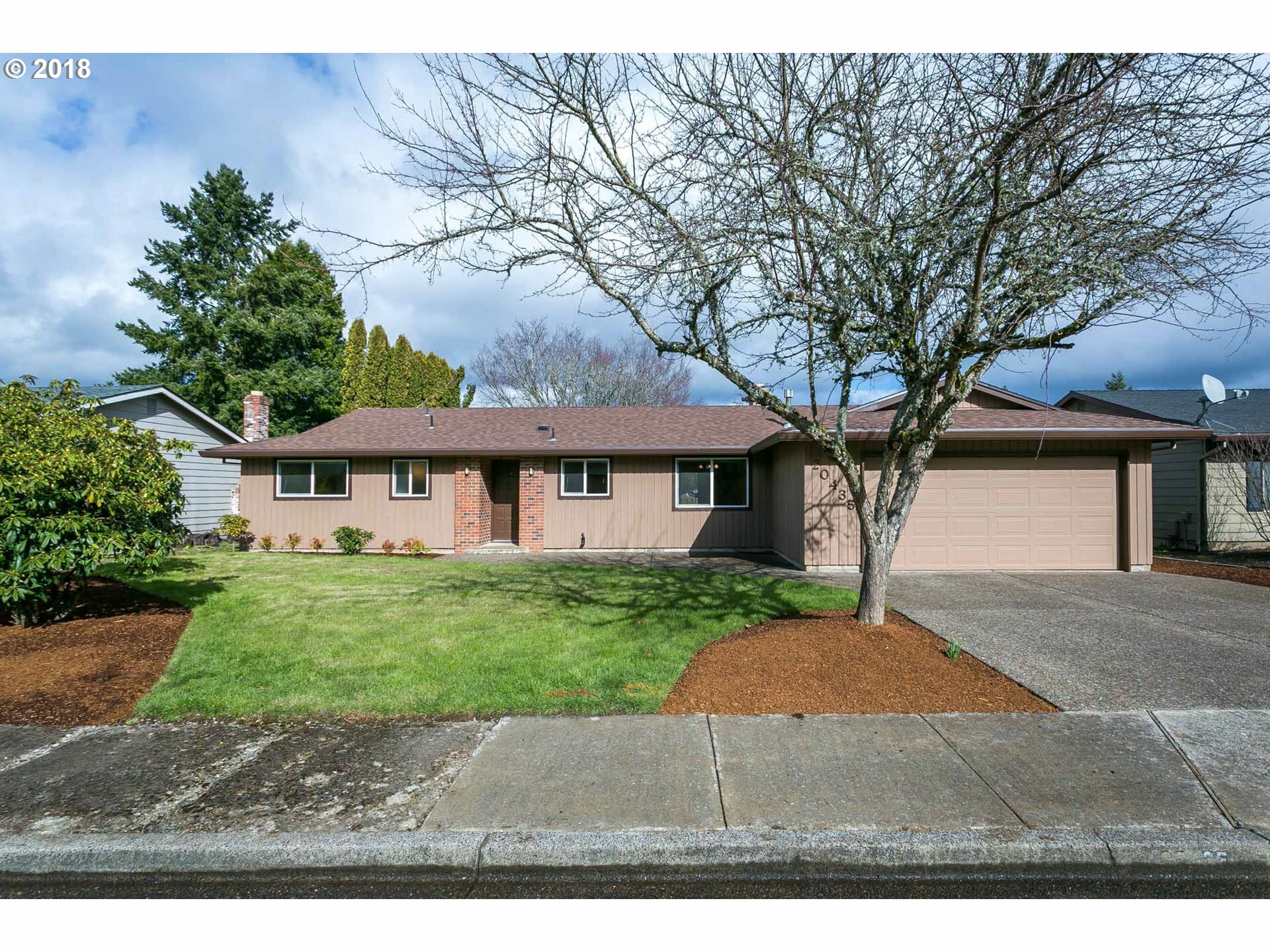 Property Photo:  20435 SW Westside St  OR 97078 