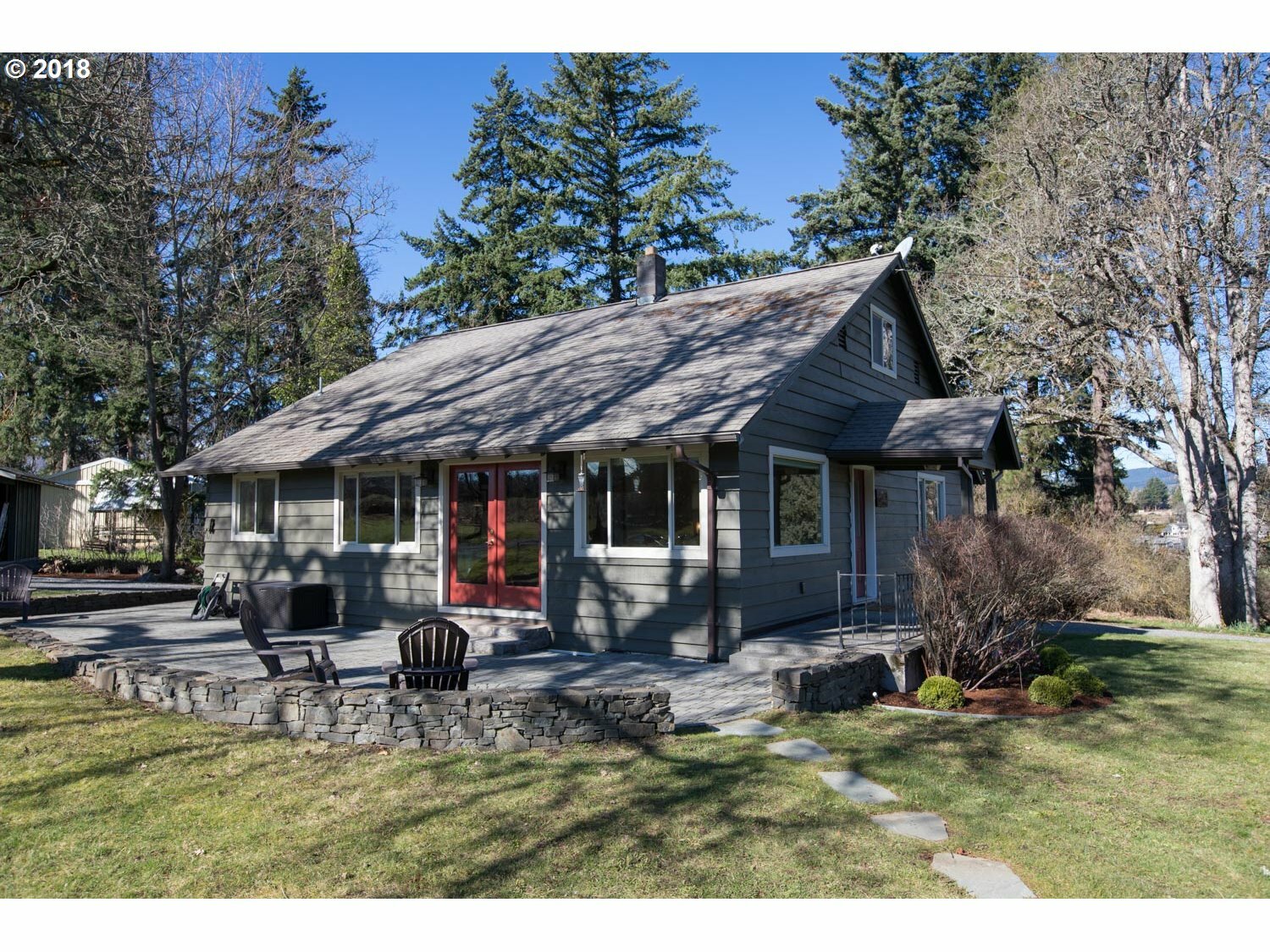 Property Photo: 3411 Brookside Dr OR 97031