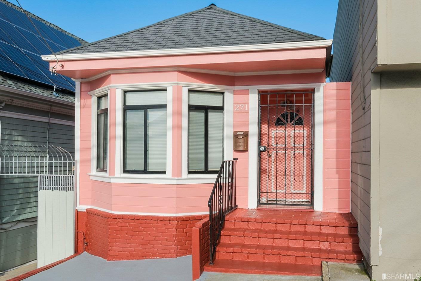 Property Photo:  271 Lowell Street  CA 94112 