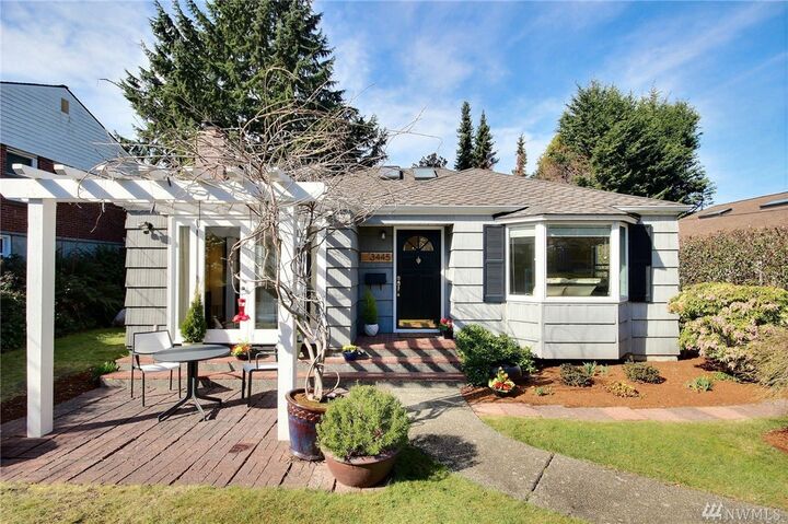 3445 40th Ave W  Seattle WA 98199 photo