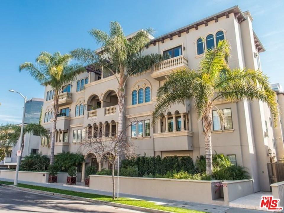 Property Photo: 11738 Kiowa Ave 204 CA 90049