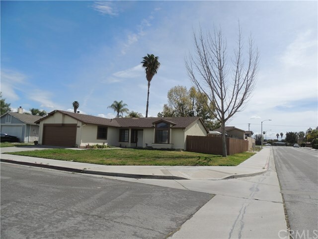 Property Photo: 627 Coolidge Avenue CA 92543