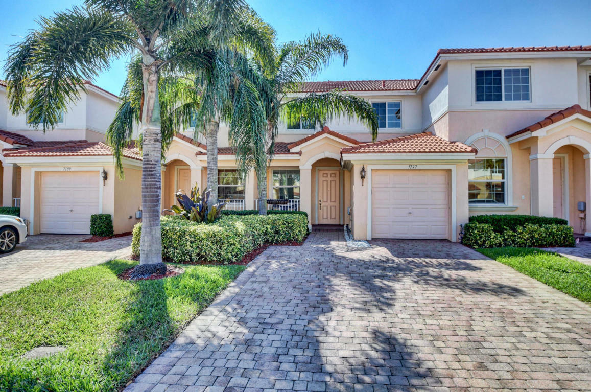 Property Photo:  7197 Briella Drive  FL 33437 