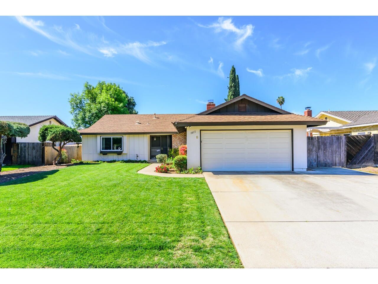 Property Photo:  1017 Gale Street  CA 92027 