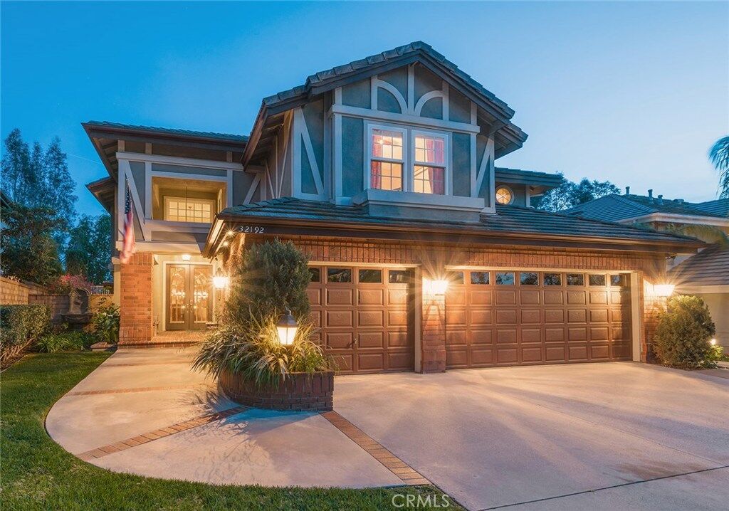 Property Photo: 32192 Rancho Cielo CA 92679