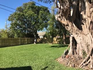 Property Photo:  627 S B Street  FL 33460 