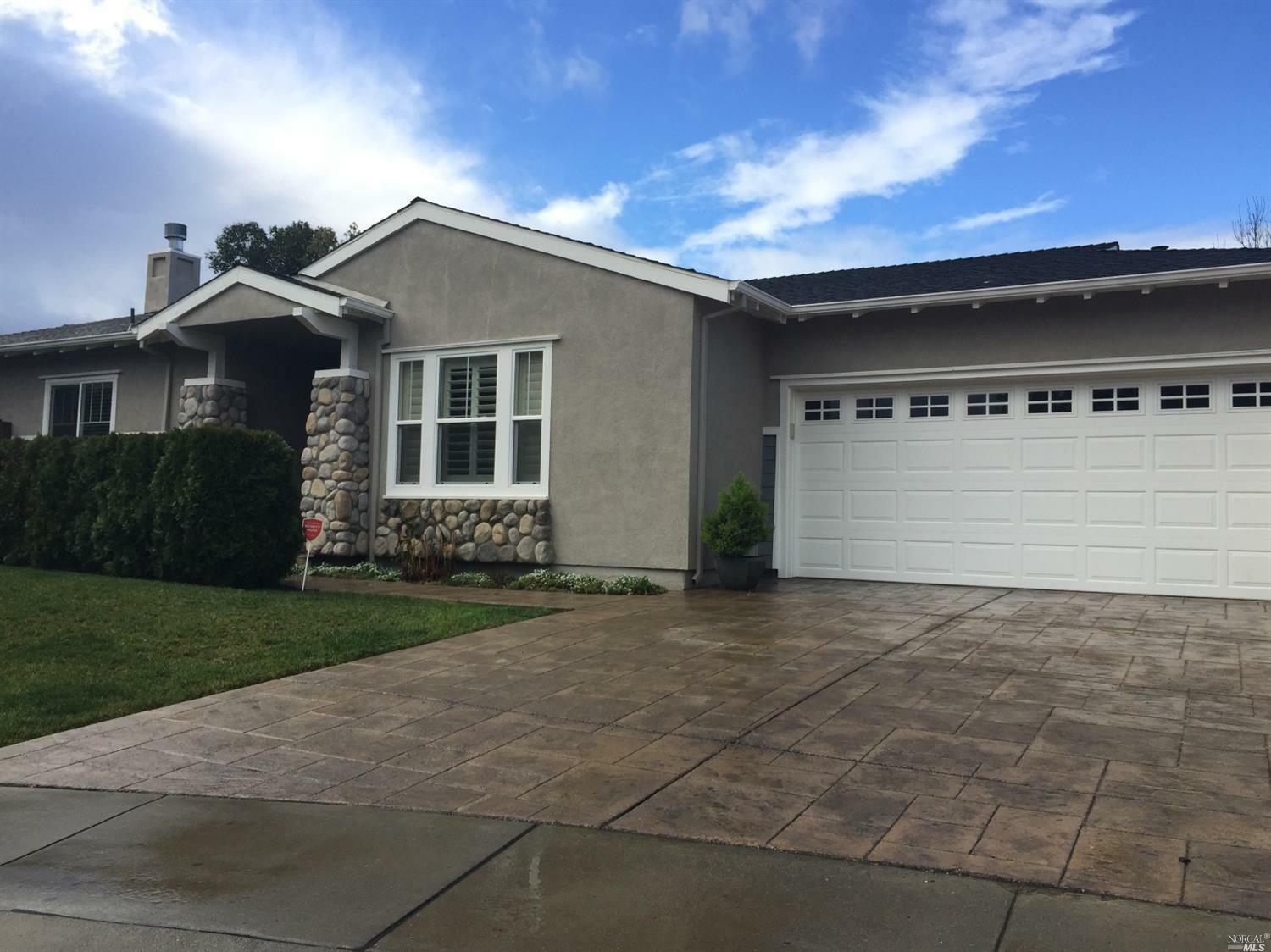 Property Photo:  217 Cole Ranch Court  CA 94558 