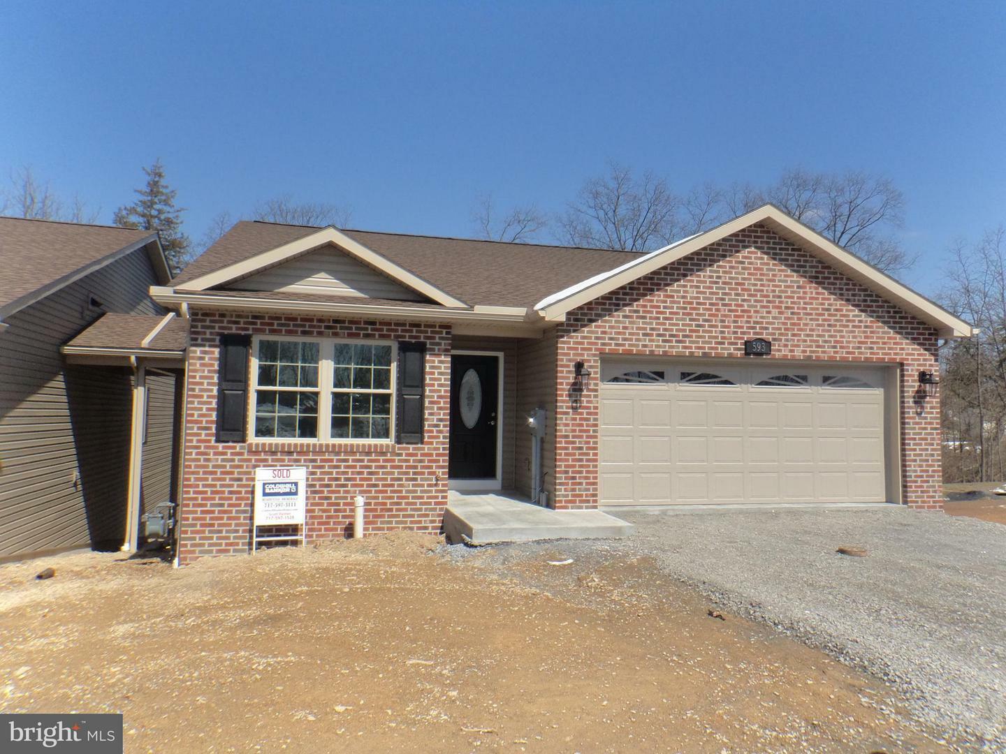 Property Photo: 593 Shook Court W PA 17225