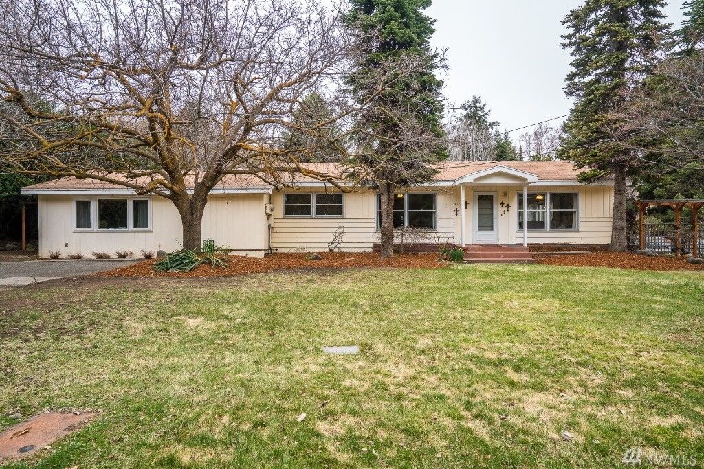 Property Photo:  2412 Number 1 Canyon Rd  WA 98801
