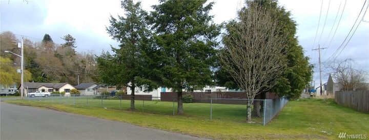 2323 Cherry St  Aberdeen WA 98520 photo