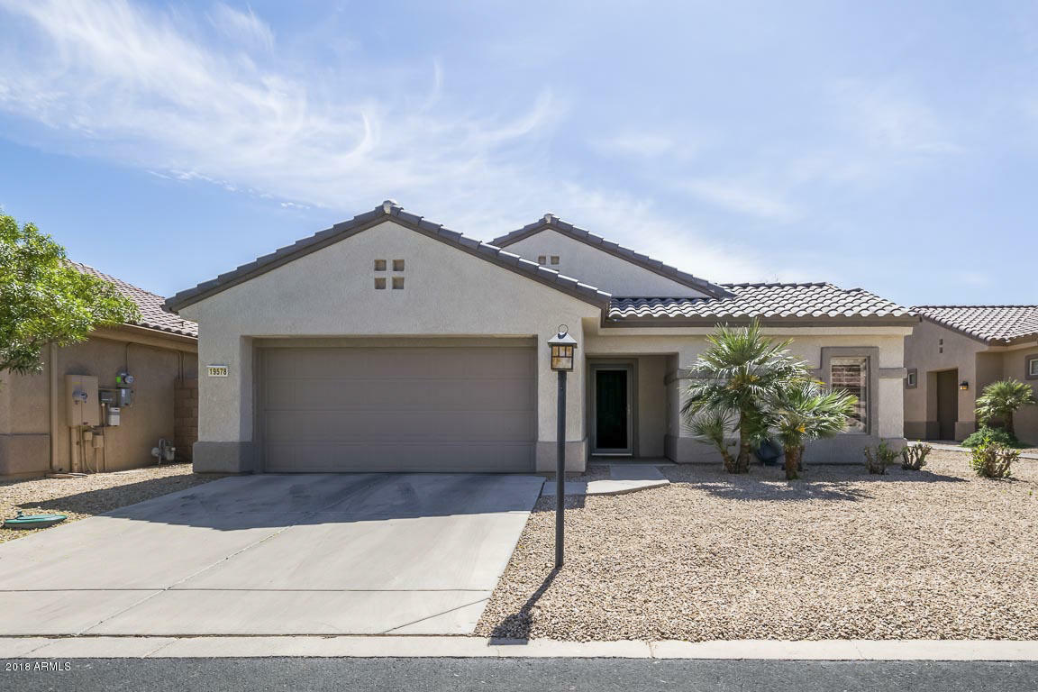 Property Photo:  19578 N Bright Angel Lane  AZ 85374 