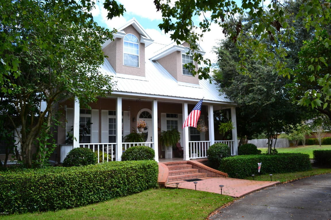 Property Photo: 610 Kristanna Drive FL 32405
