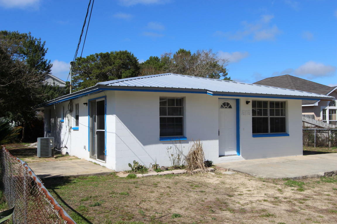Property Photo: 515 Dolphin Drive FL 32413