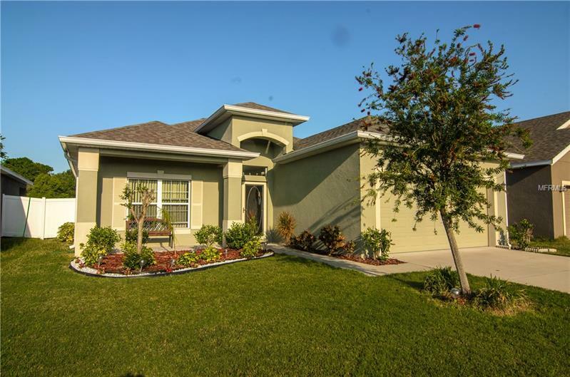 Property Photo:  979 Krenson Woods Road  FL 33813 