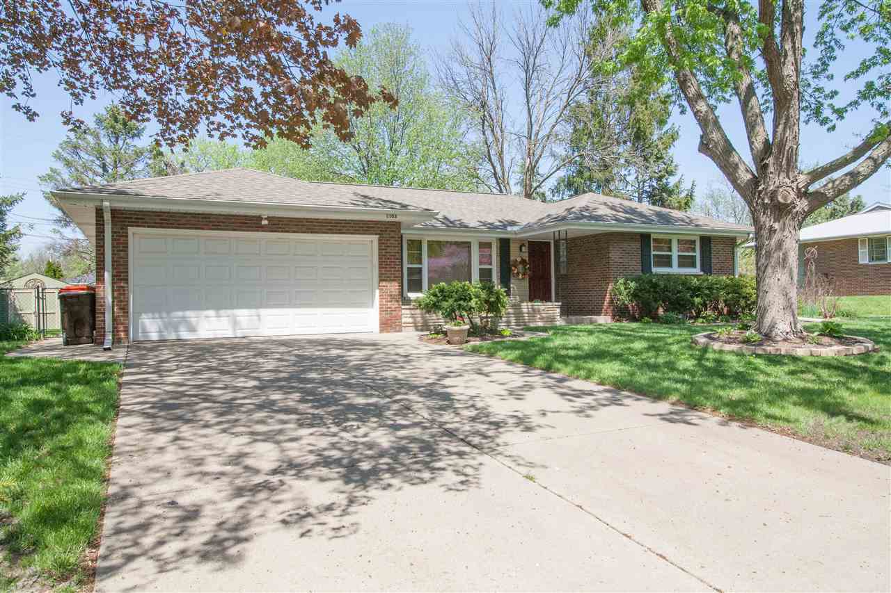 Property Photo:  1103 W Cordell  IL 61614 