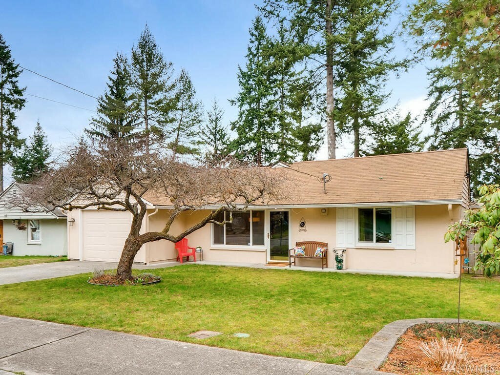 Property Photo: 23507 50th Ave W WA 98043