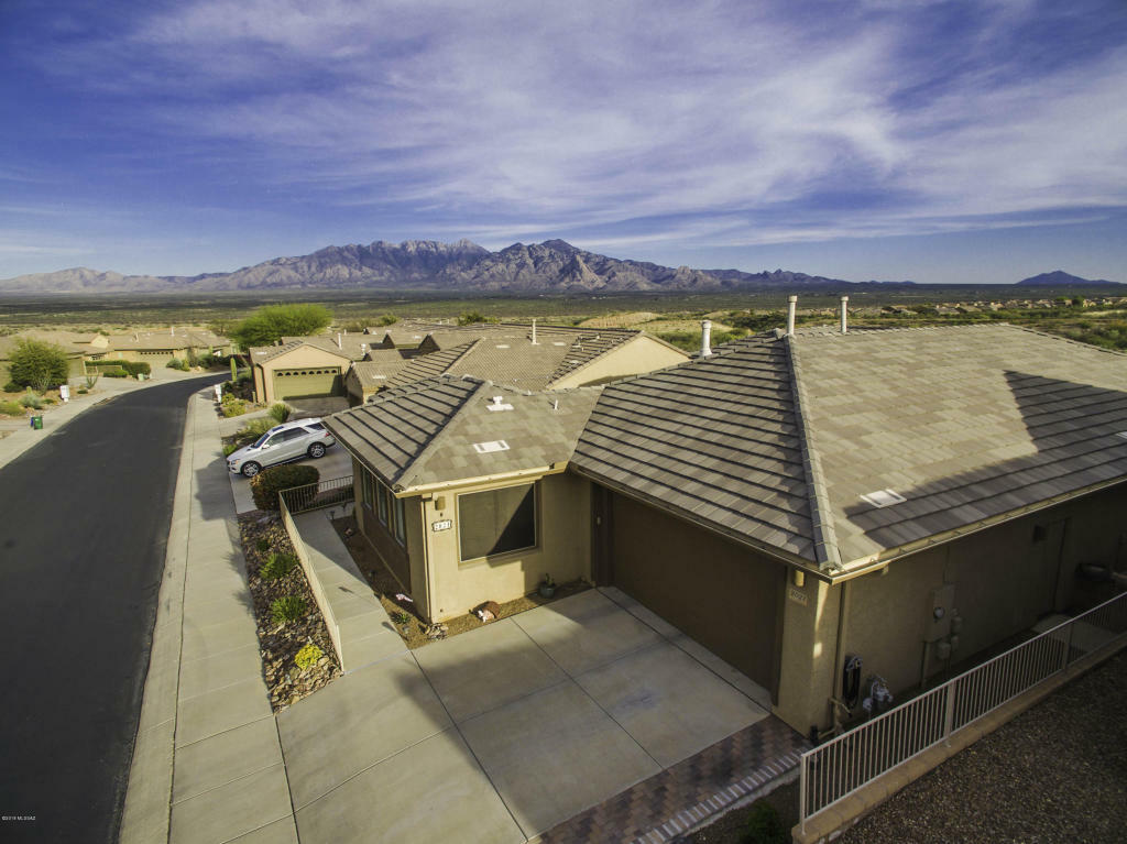 Property Photo:  2021 W Cactus Run Drive  AZ 85622 