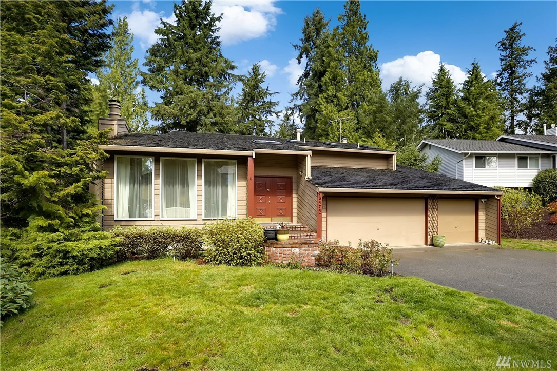 Property Photo:  15212 SE 175th Place  WA 98058 