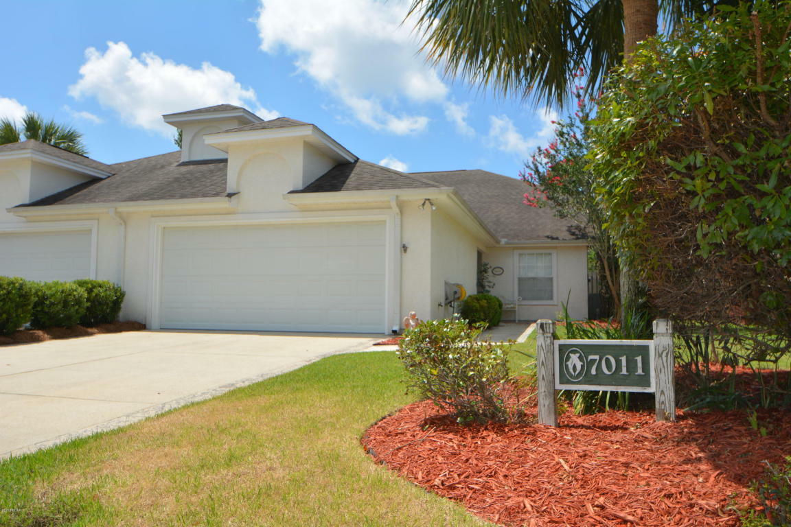 Property Photo: 7011 Starfish Court FL 32407