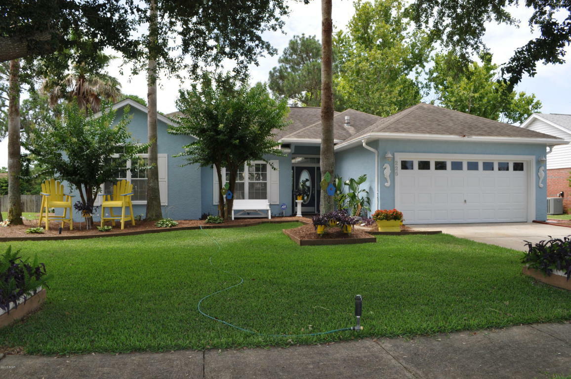 Property Photo:  225 Beachwood Lane  FL 32413 