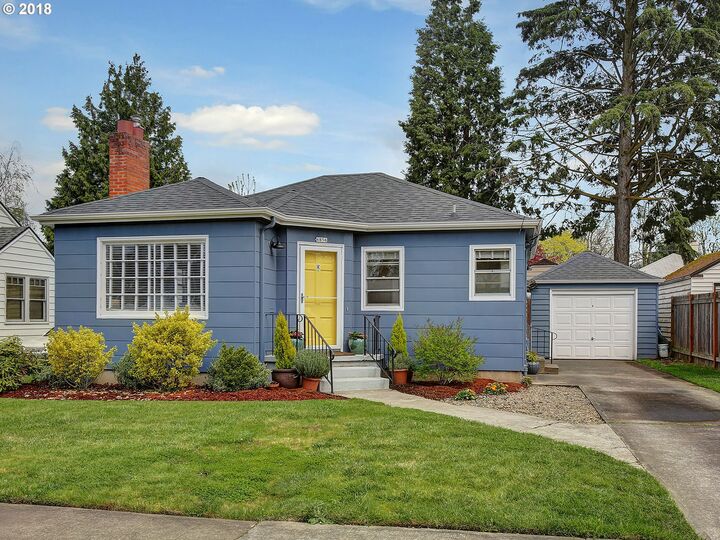 6856 N Atlantic Ave  Portland OR 97217 photo