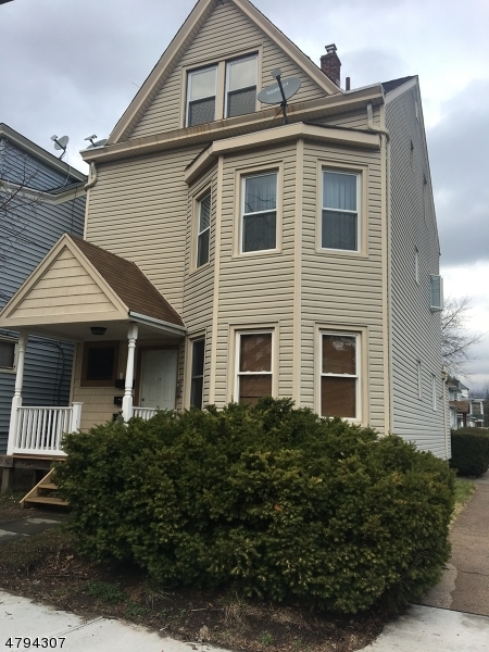 Property Photo:  416 Roe St  NJ 07508 