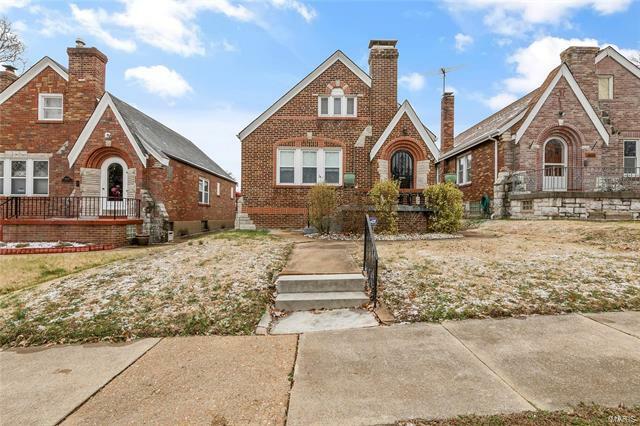 Property Photo: 6612 Lindenwood 63109