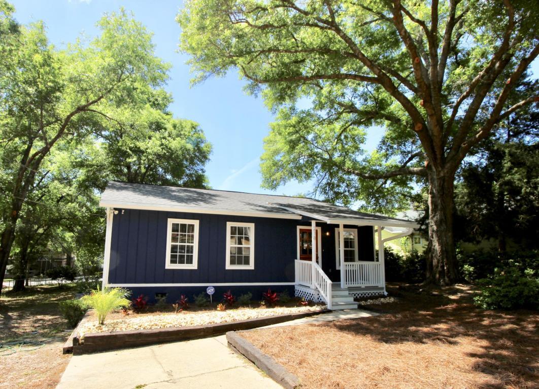 Property Photo:  218 Cook Street  FL 32578 