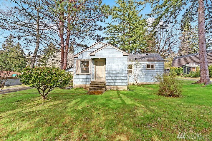 Property Photo: 4719 Bayview Lane WA 98203