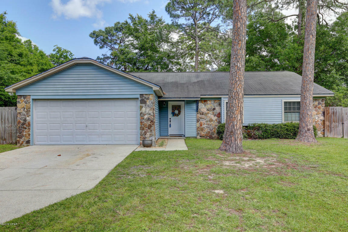 Property Photo:  1501 Blue Grass Lane  FL 32444 