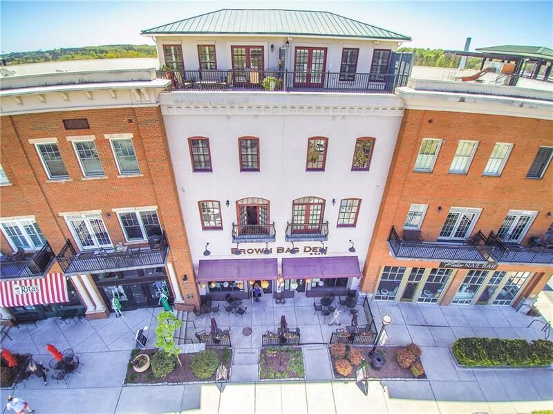 Property Photo:  340 Town Center Avenue 204   30024 