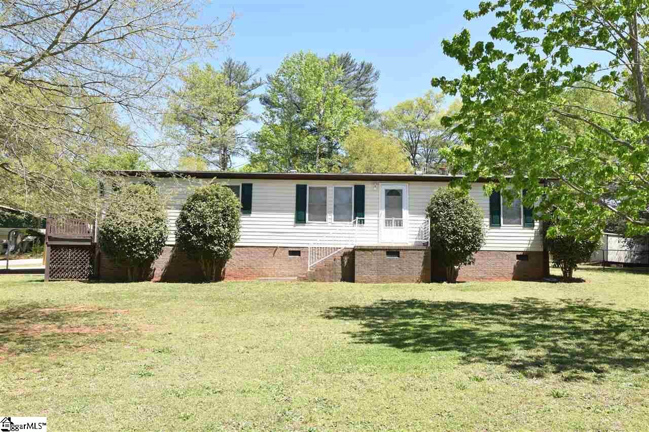 Property Photo: 300 Moody Road SC 29673