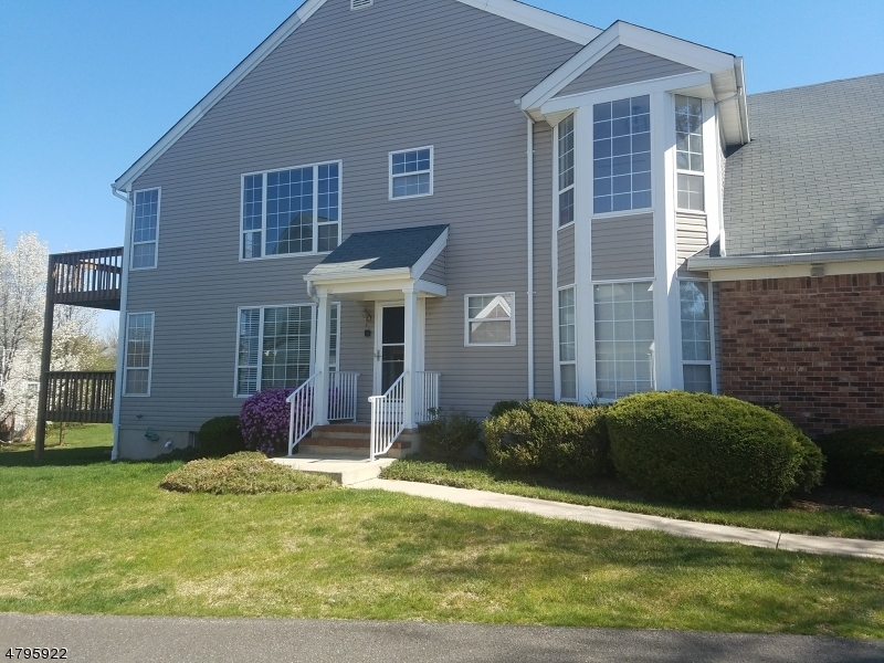 Property Photo:  243 Laurel Ct  NJ 08889 