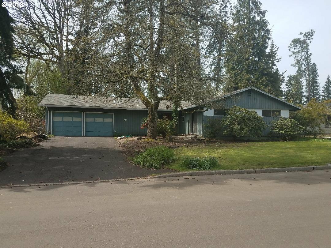 Property Photo:  245 SW 144th Ave  OR 97006 