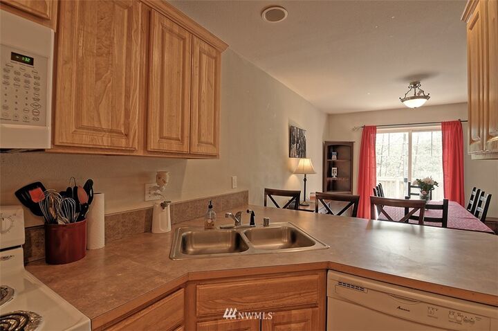 Property Photo: 1316 84th Avenue SE WA 98258