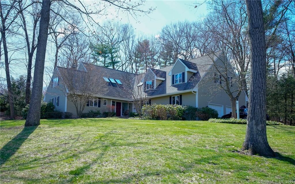 Property Photo:  51 Oakengates  CT 06001 