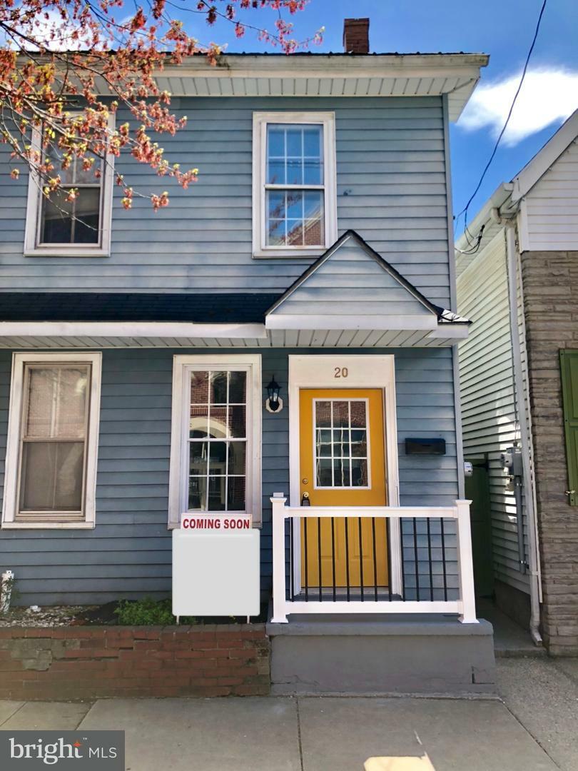 Property Photo: 20 E Orange Street PA 17543