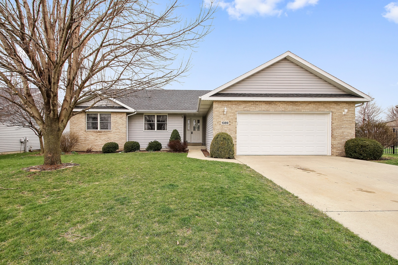 Property Photo:  1389 Derby Drive  IL 60914 