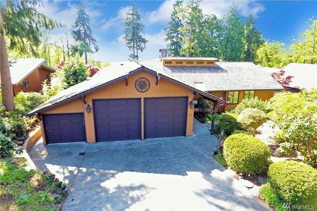 Property Photo:  30165 25th Ave SW  WA 98023 