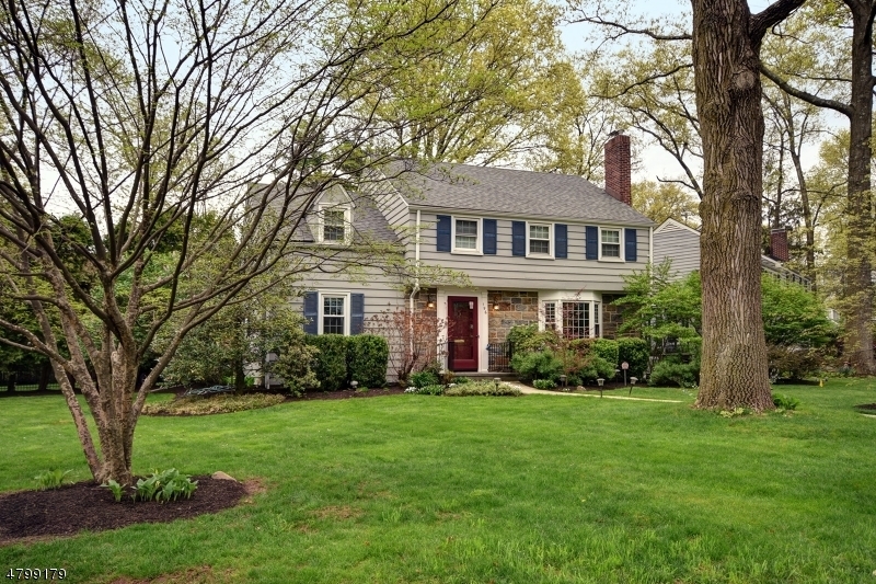 Property Photo:  196 Russell Rd  NJ 07023 