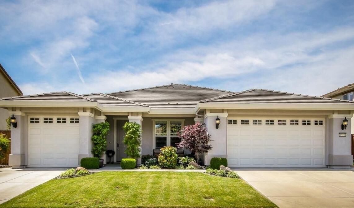 Property Photo: 1920 Culverhill Way CA 95747