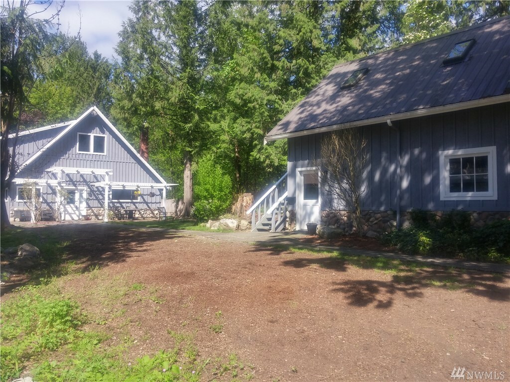 Property Photo:  25722 SE Tiger Mountain Rd  WA 98027 