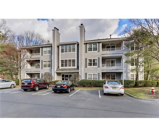 Property Photo: 1003 Meadow Court 1003 NJ 08828