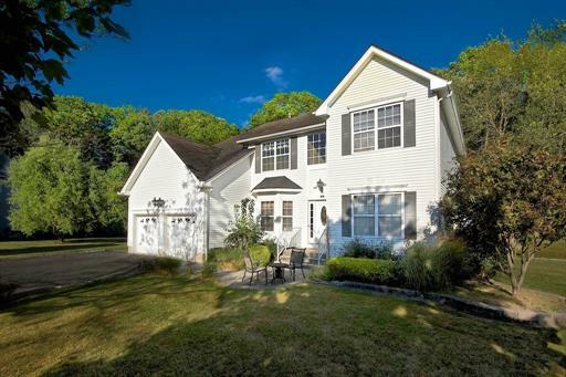 Property Photo:  26 Kopak Way  NJ 08884 