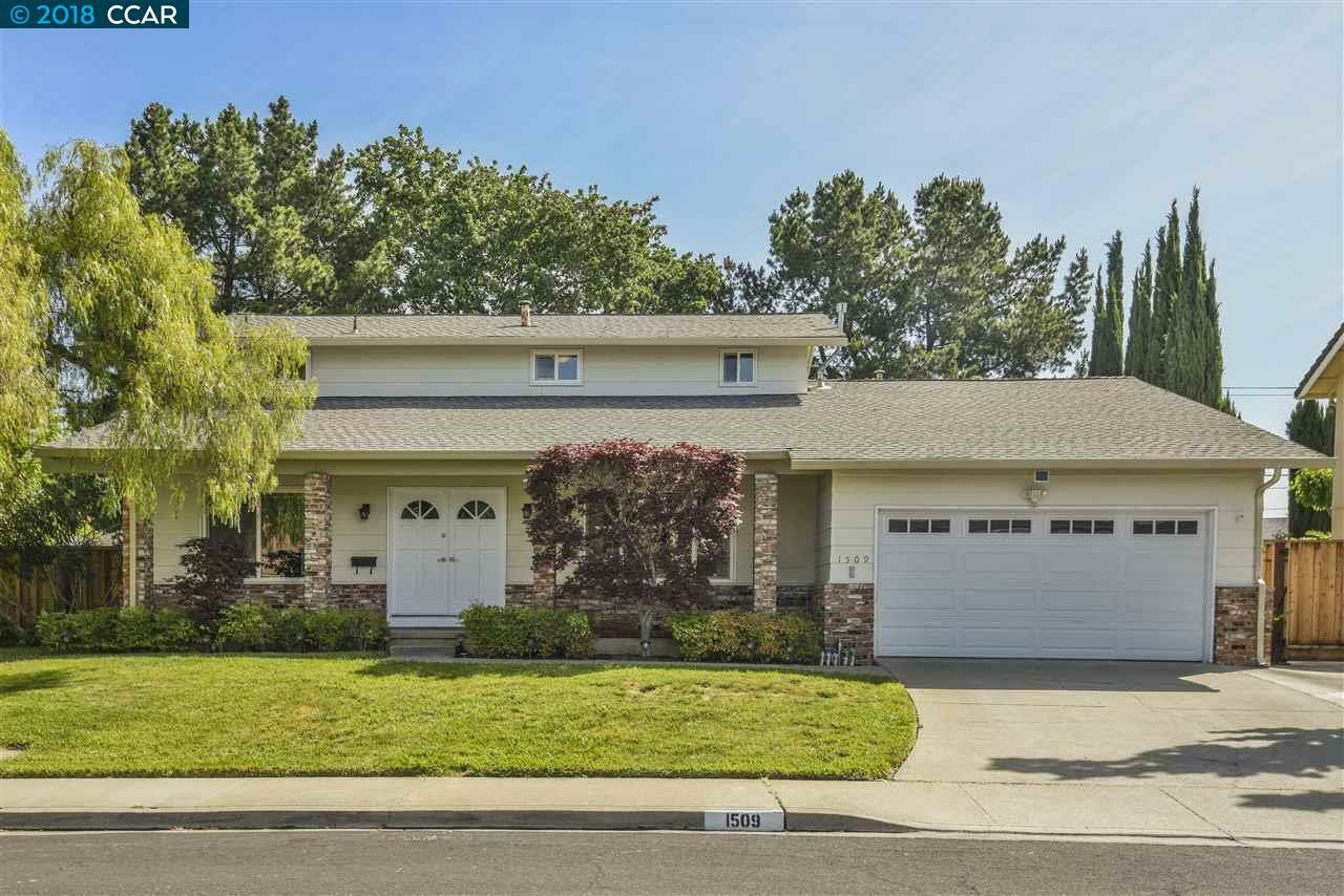 Property Photo: 1509 Longford Court CA 94598-1143