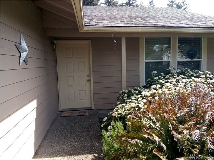 Property Photo:  1915 Northlake Wy  WA 98290 