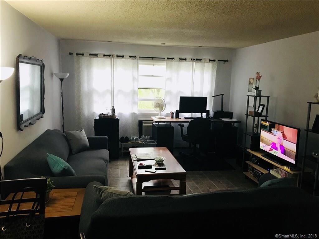 Property Photo:  300 Pine Rock Avenue A16  CT 06514 